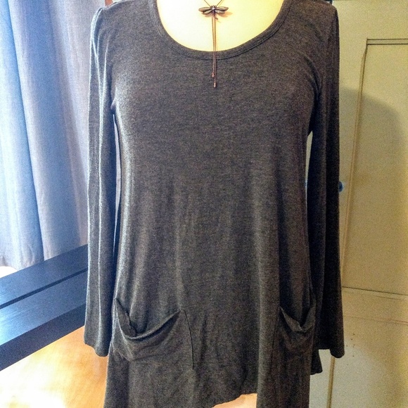Grace Asymetrical Tunic - Picture 2 of 7